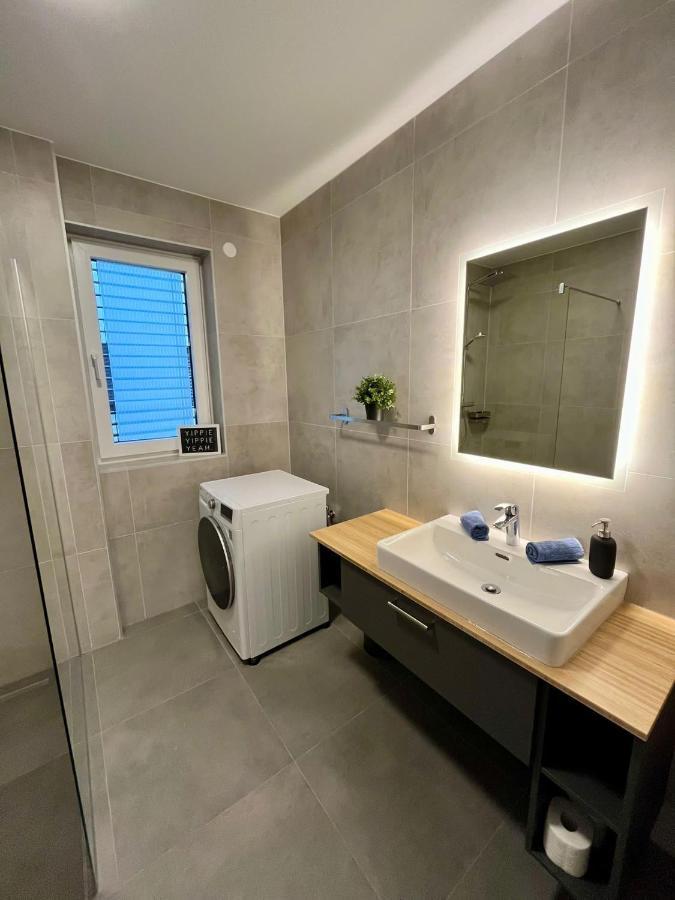 Ferienwohnung Mit Seeblick - Ossiacher See Gerlitzen Sattendorf Exterior photo